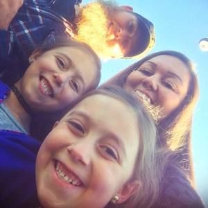 Meet your Posher, Sam